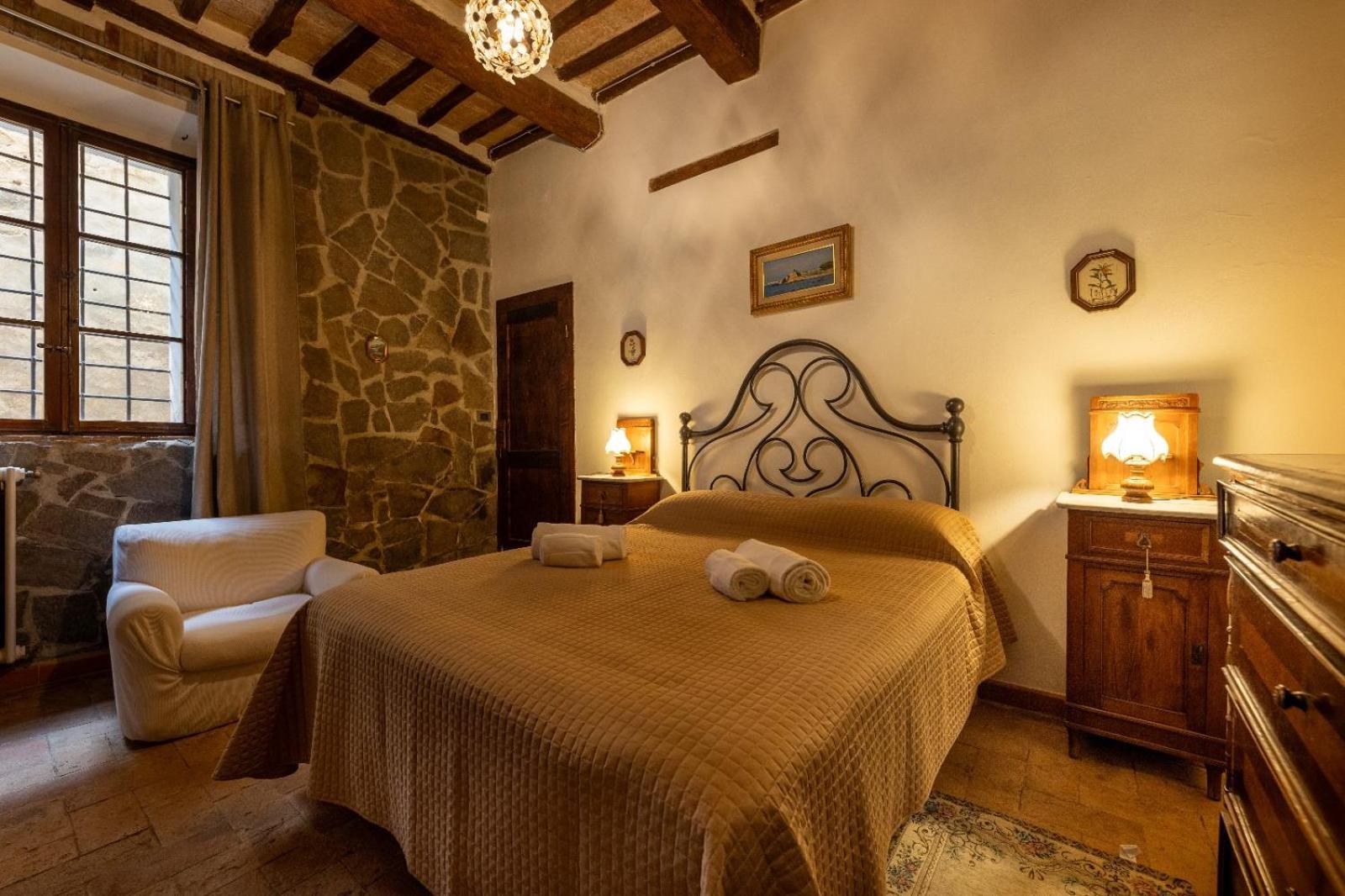 Bed and Breakfast Il Palazzo Boutique Montalcino Esterno foto