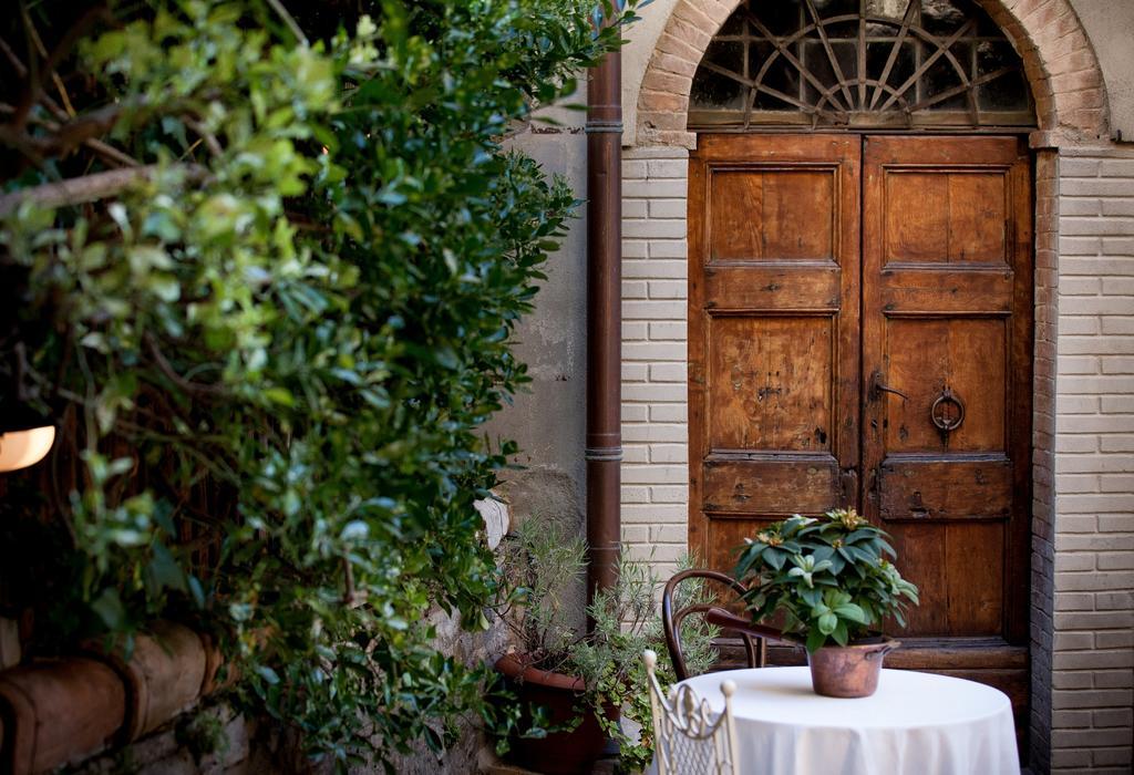 Bed and Breakfast Il Palazzo Boutique Montalcino Esterno foto