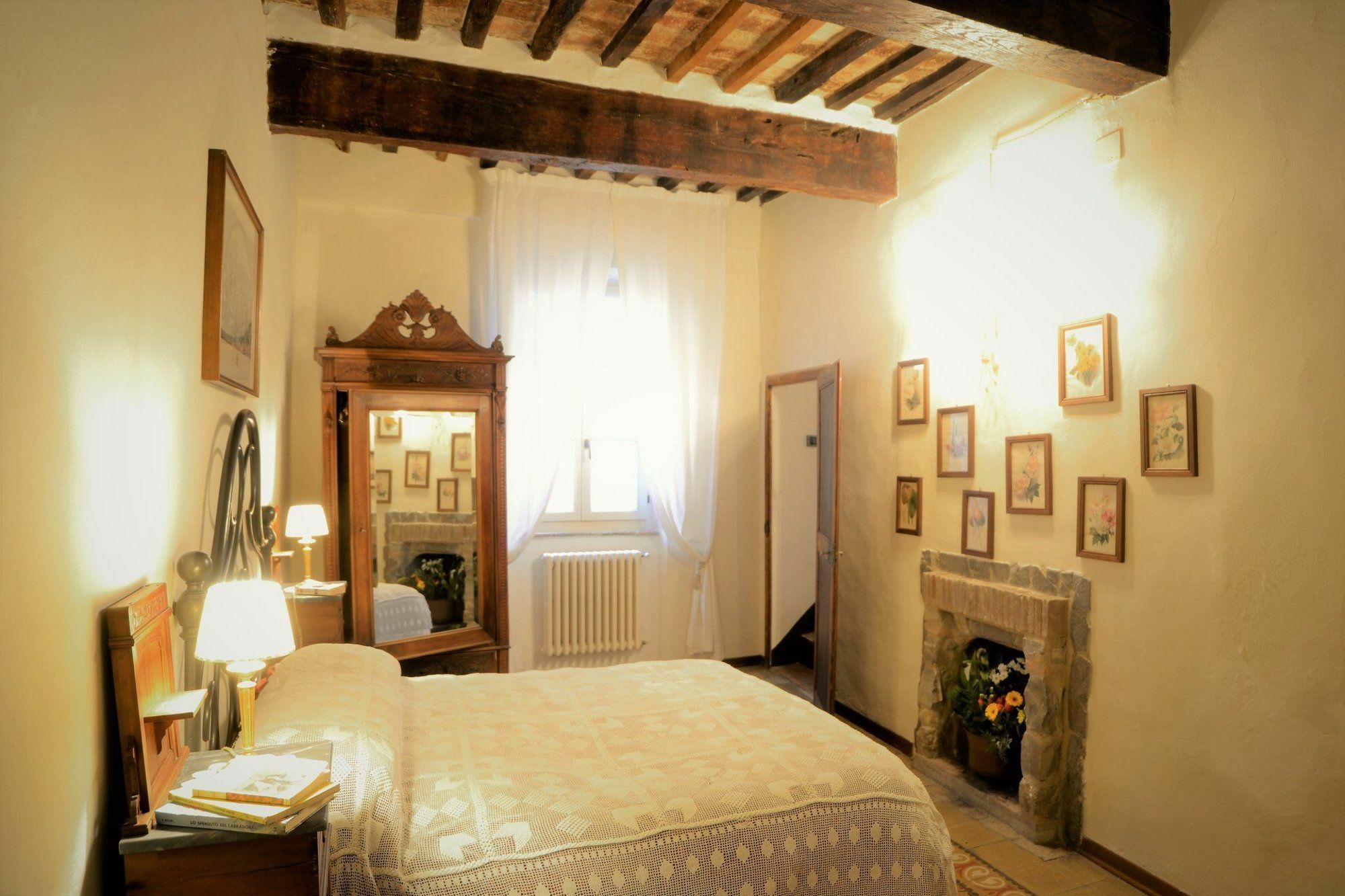 Bed and Breakfast Il Palazzo Boutique Montalcino Esterno foto